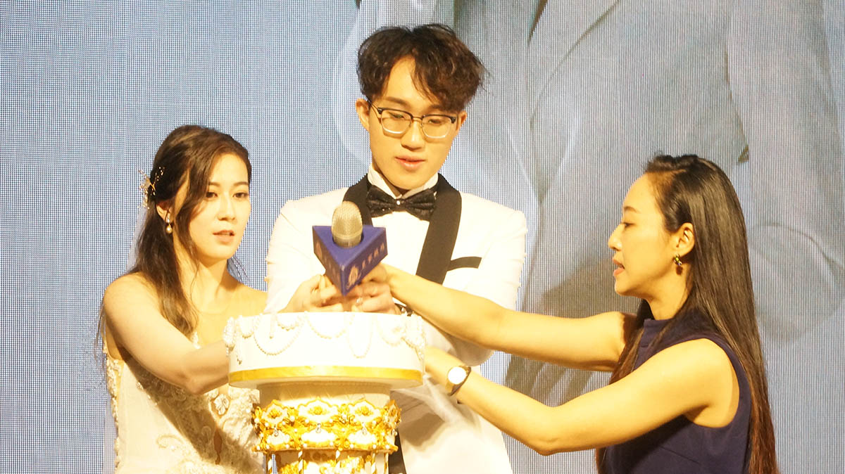 結婚式のホスト価格 | MOCS 1